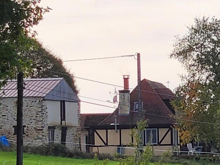 Studio L'Audrerie. Saint-Pardoux-Corbier Екстериор снимка